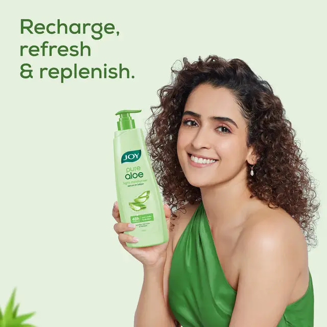 Pure Aloe Light Moisturiser Serum in Lotion