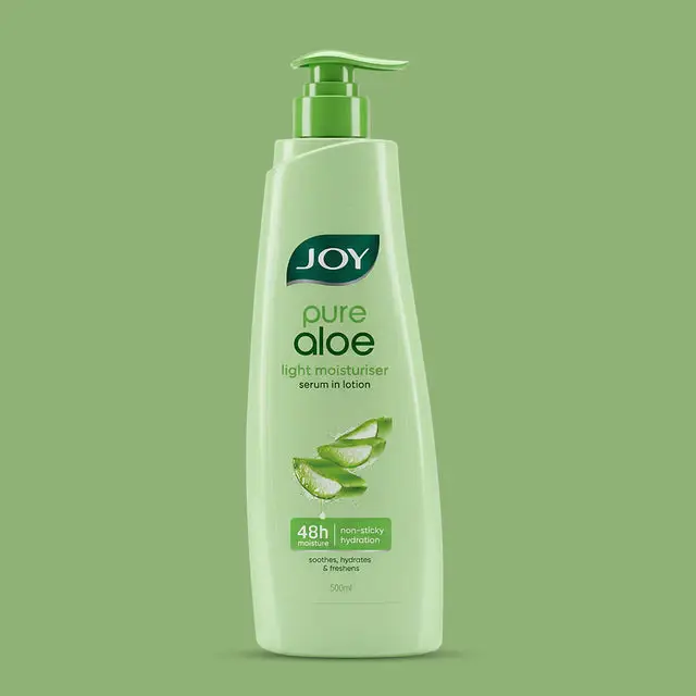 Pure Aloe Light Moisturiser Serum in Lotion